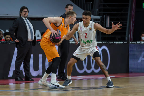 默契的配合 默契的配合