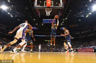 从门将位置 从门将位置