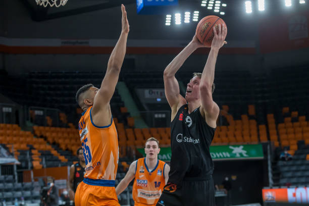 的整体战术 的整体战术