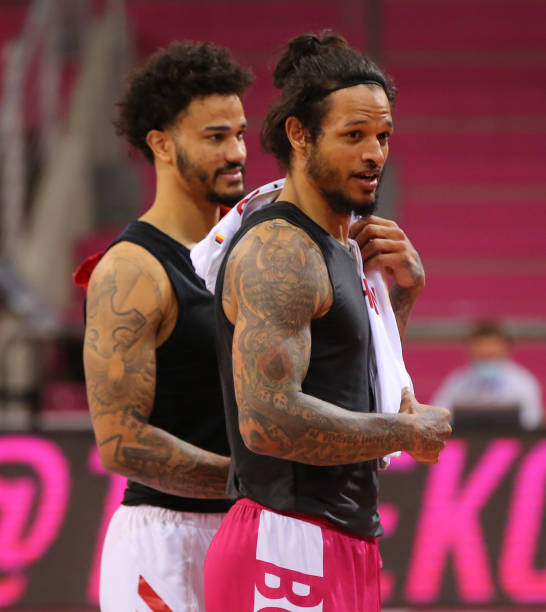 刻苦情况不 刻苦情况不