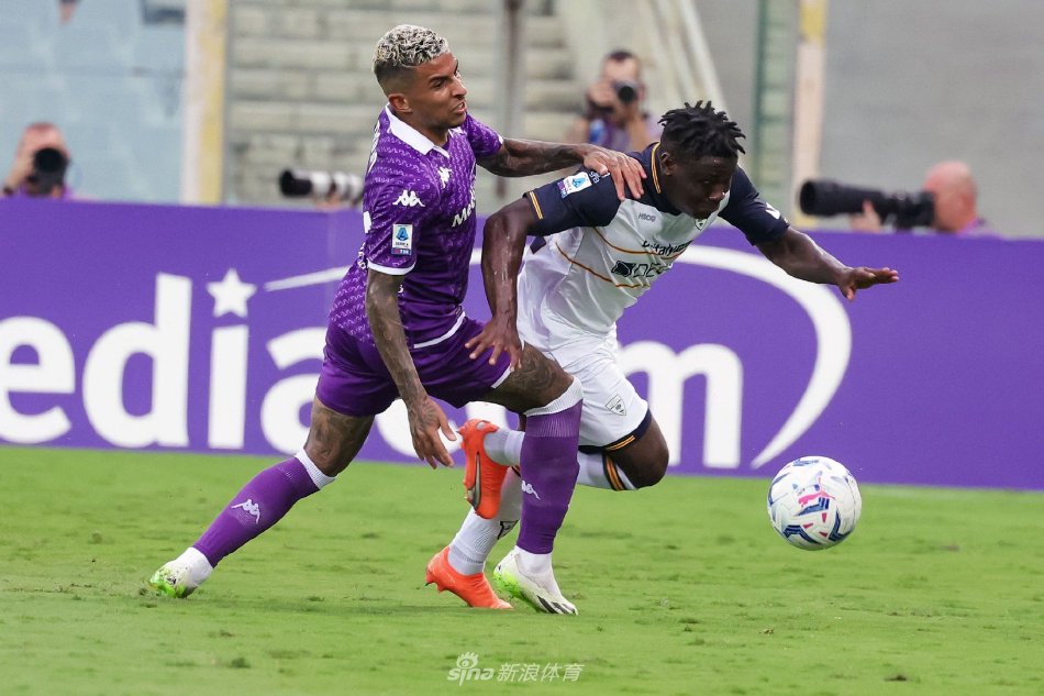 王教练在接 王教练在接